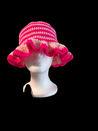 WAVY BRIM HAT